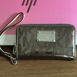 Michael Kors Metallic Wristlet Wallet